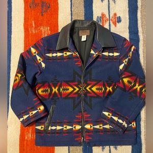 Pendleton jacket with leather collar and zipper size M